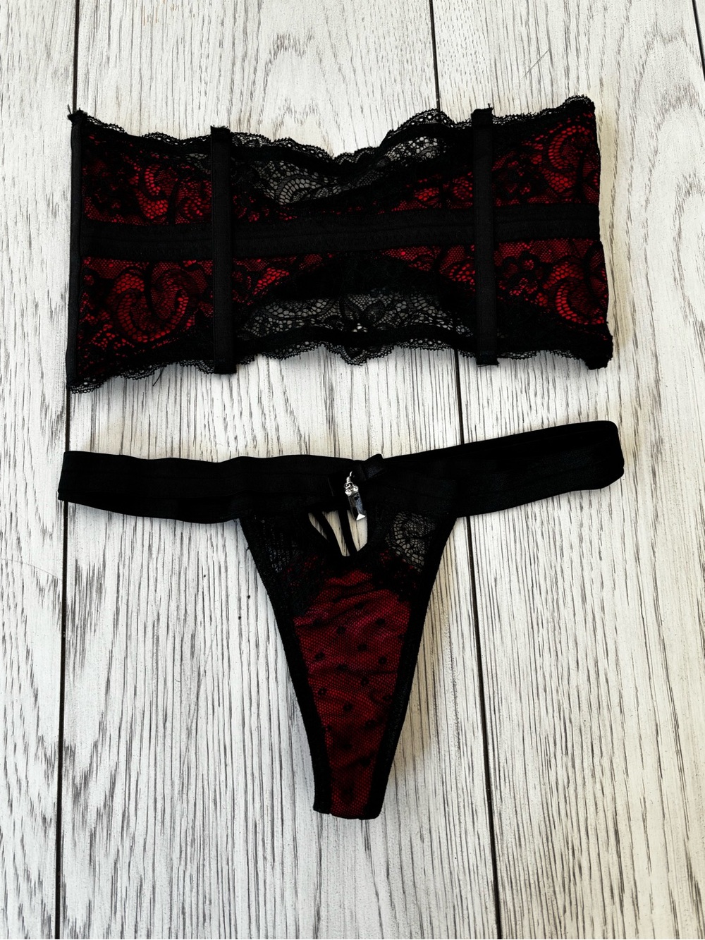 Source Unknown Black Lace Bandeau & Red Lined Thong Set